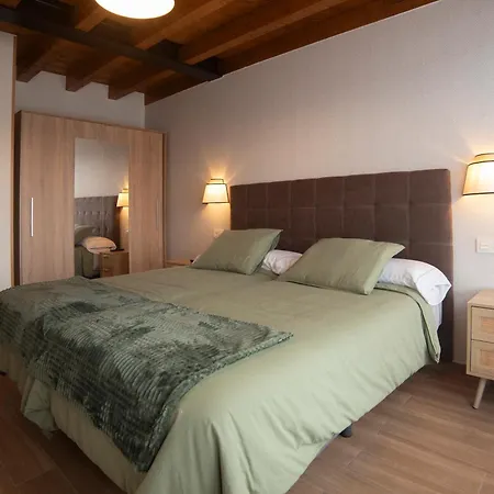 Miguel 4 * La Robellada de Onis